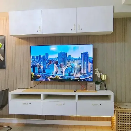 Manhattan Plaza Tower 1 With Balcony,Wifi,Can Cook